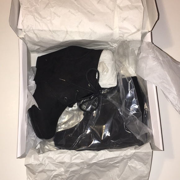 *SALE* Style Co Alaisi Lace-Up Booties Black - Picture 4 of 4